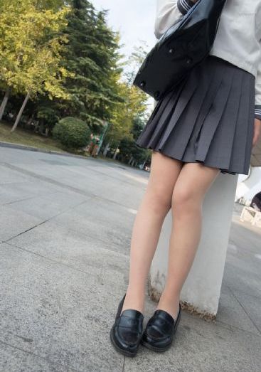 僵尸翻生