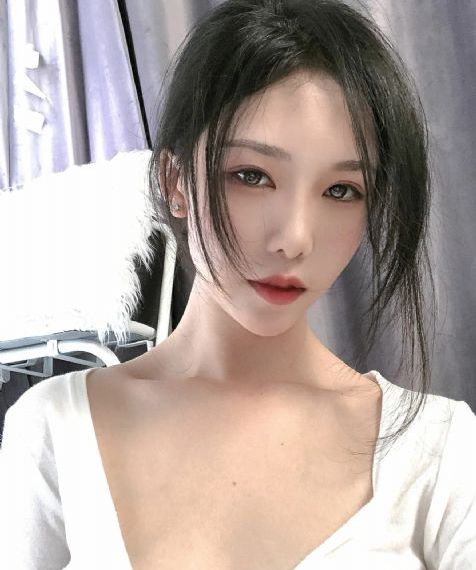 李丽莎顾欣怡
