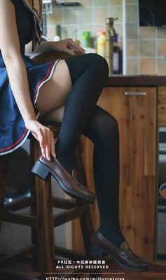 和朋友换娶妻野外夫妇3