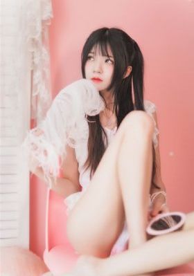 月亮与乳房