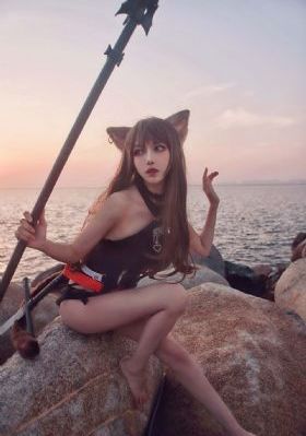 兴奋的女人们