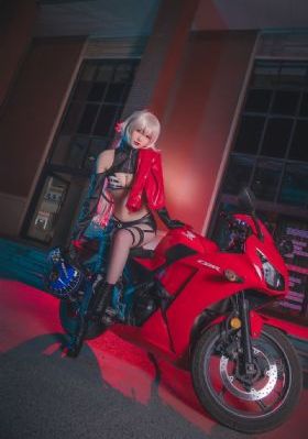 我女朋友的妈妈热度评分